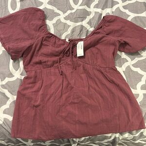 NWT small Maurice’s top